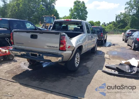 2005 Chevrolet Silverado 1500 Z71 z USA, uszkodzony, nr VIN 1GCEK19Z65Z329716